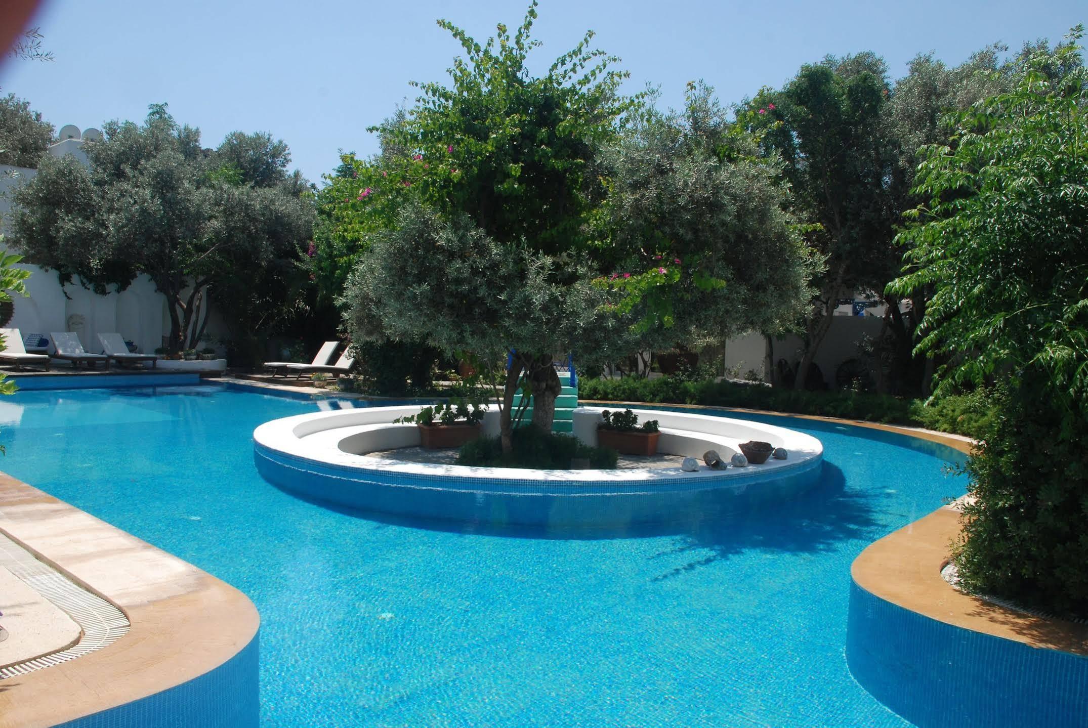 Villa Oliva Butik Hotel Konacik Екстериор снимка